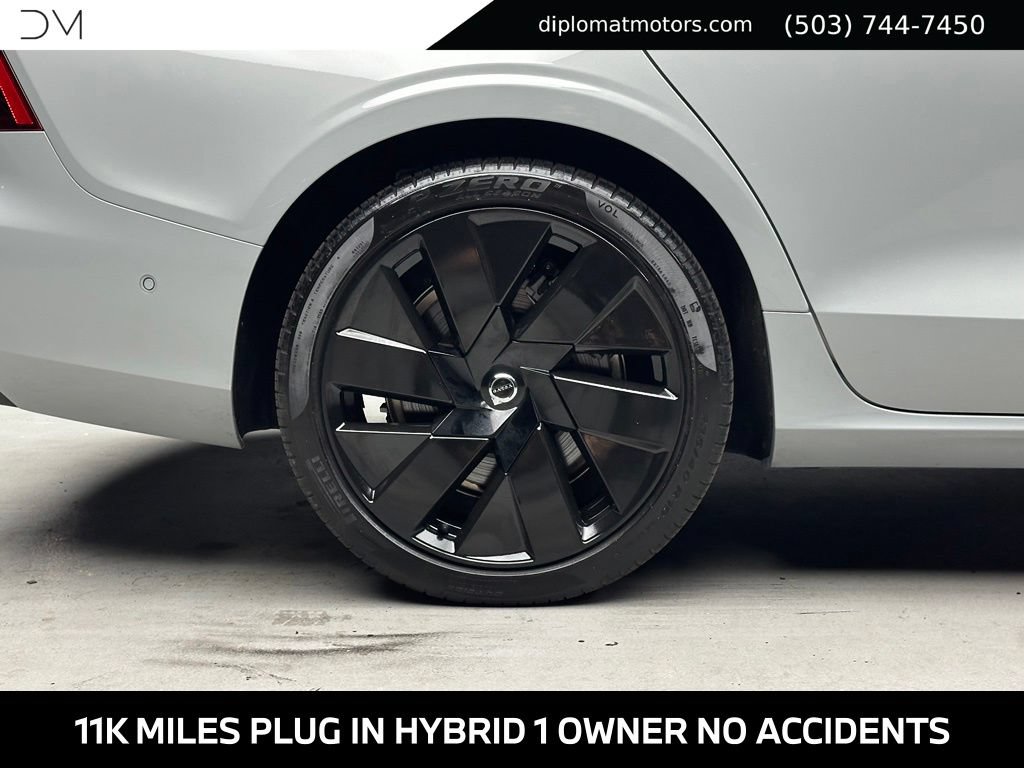Used 2024 Volvo S60 T8 Plus w/ Climate Package AWD/4WD image 43