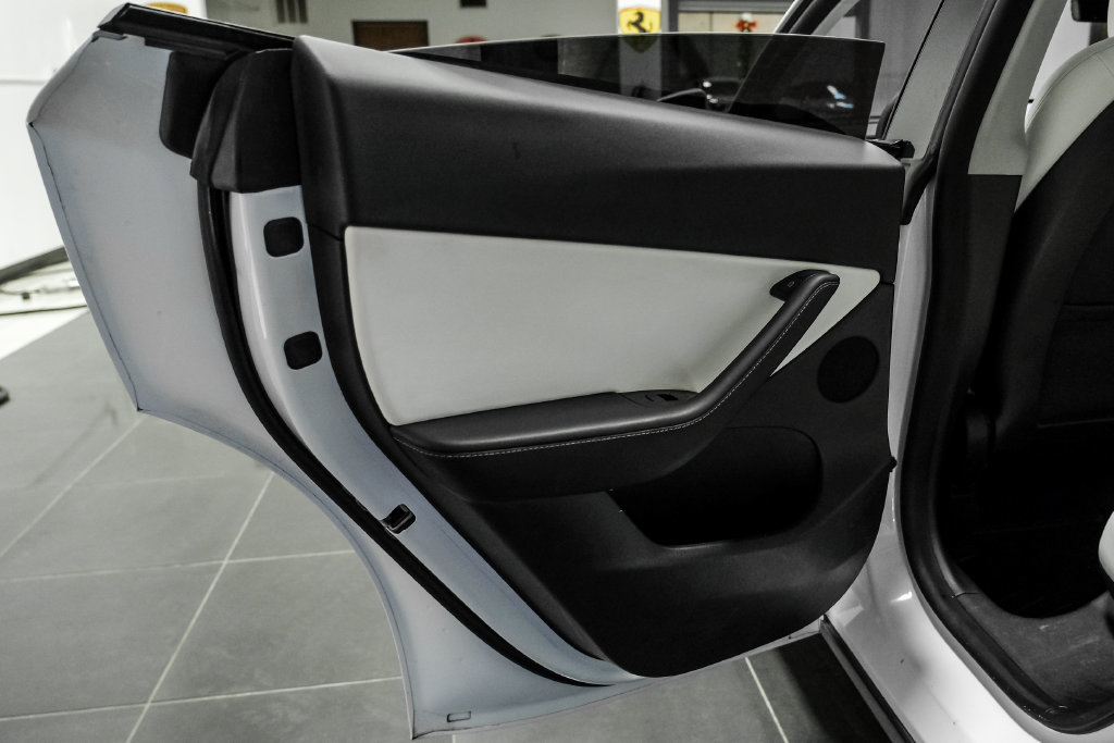 Used 2022 Tesla Model Y Performance AWD/4WD image 39