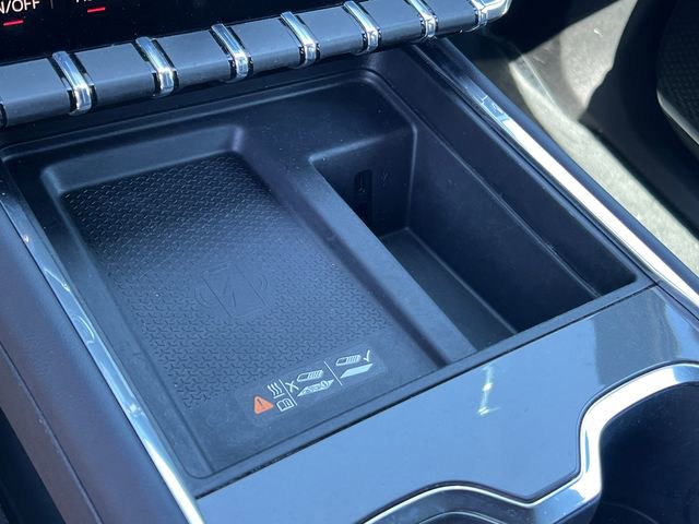 Used 2025 GMC Acadia Elevation image 37