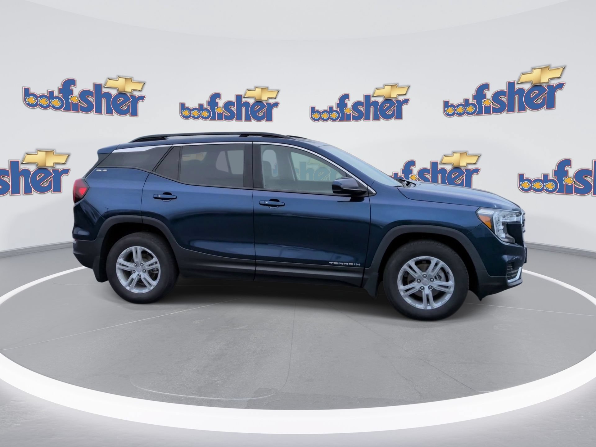 Certified 2022 GMC Terrain SLE w/ Driver Convenience Package AWD/4WD image 9