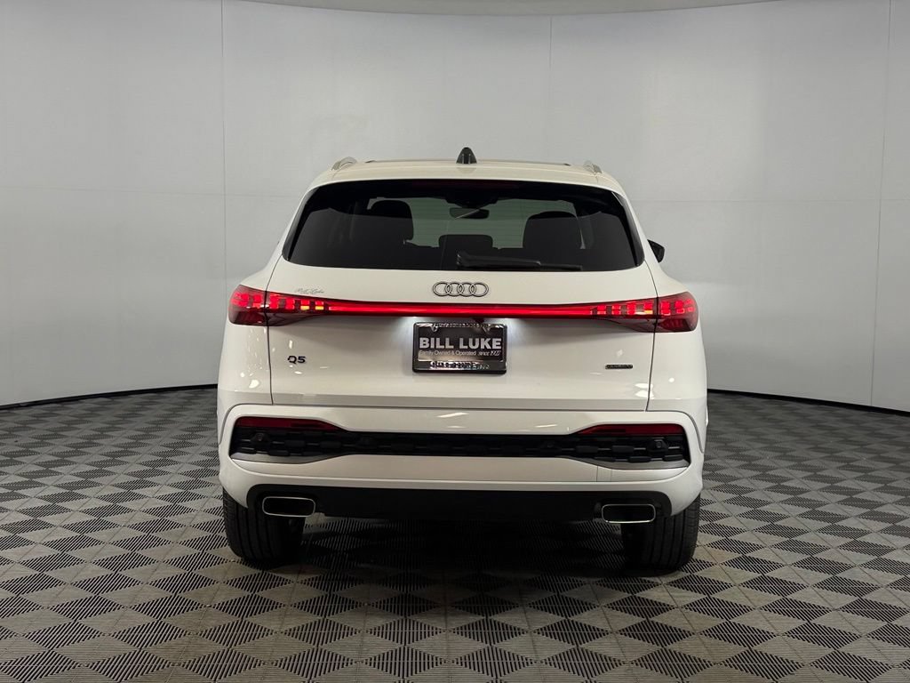 Used 2025 Audi Q5 Premium w/ Convenience Package AWD/4WD image 8