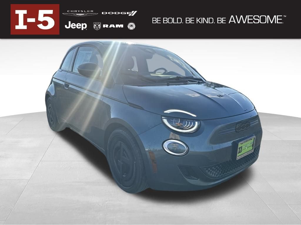 New 2025 FIAT 500 e