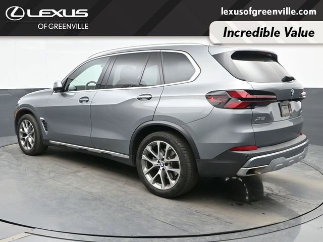 Used 2024 BMW X5 xDrive40i w/ Parking Assistance Package image 6