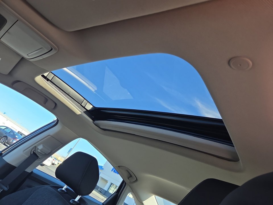 Certified 2023 Honda Accord EX image 21