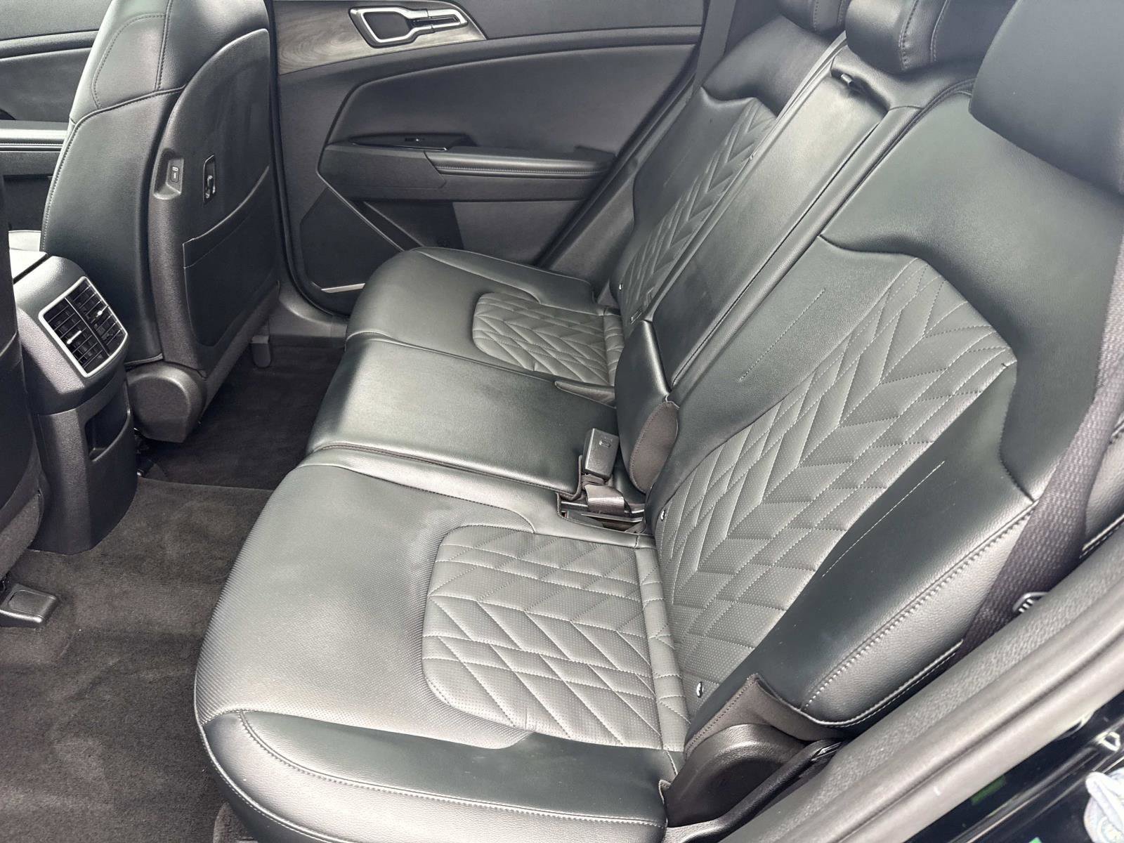 Used 2023 Kia Sportage X-Line w/ X-Line Premium Package AWD/4WD image 16