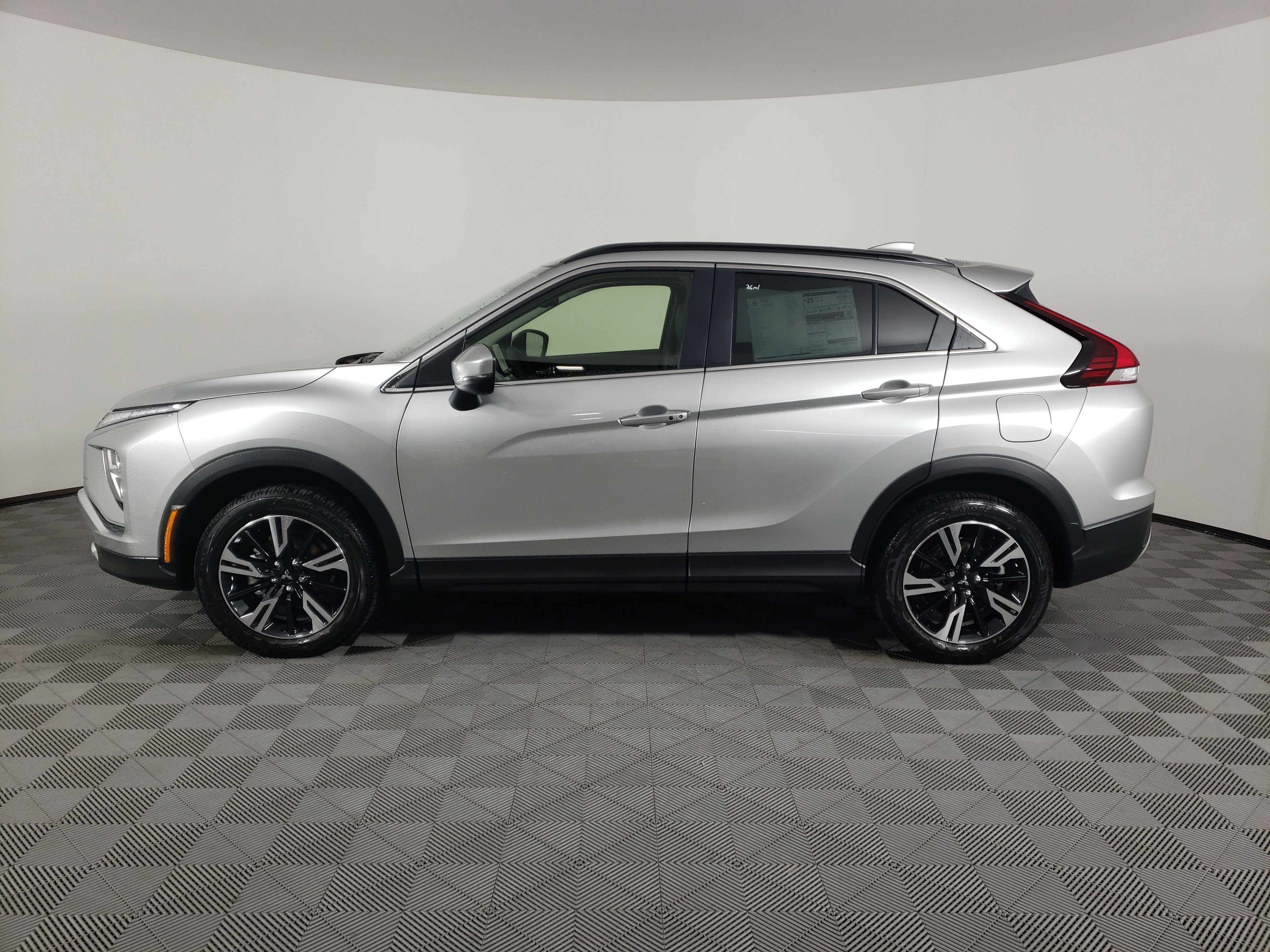 New 2026 Mitsubishi Eclipse Cross SE image 5