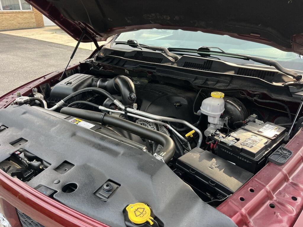Used 2017 RAM 1500 Express AWD/4WD image 44