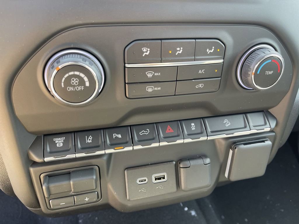 New 2026 Chevrolet Silverado 2500 Custom w/ Custom Value Package AWD/4WD image 18