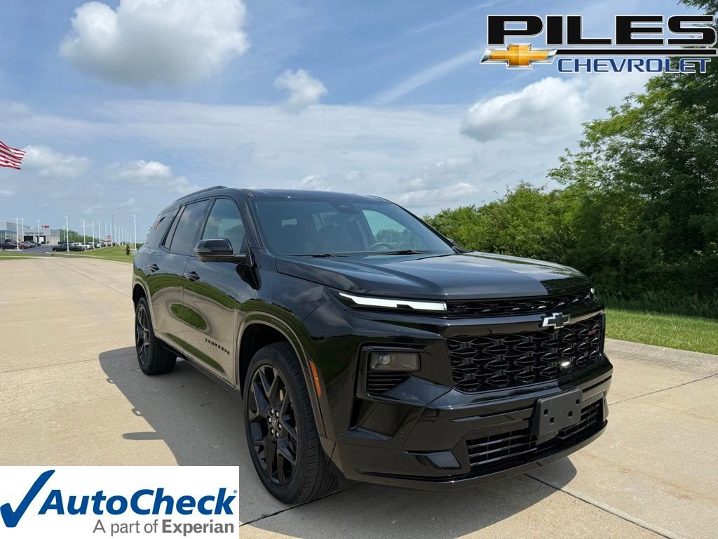 Used 2024 Chevrolet Traverse RS