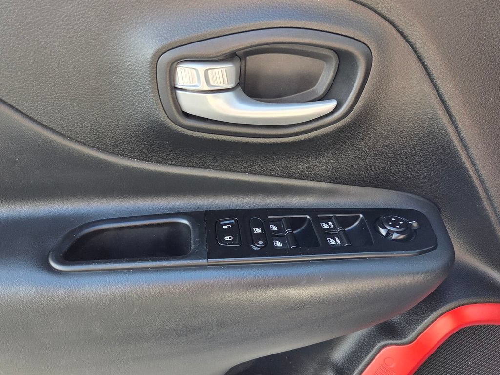 Used 2023 Jeep Renegade Trailhawk w/ Sun/Sound Group AWD/4WD image 32