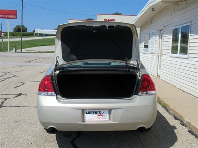 Used 2012 Chevrolet Impala LS FWD image 9