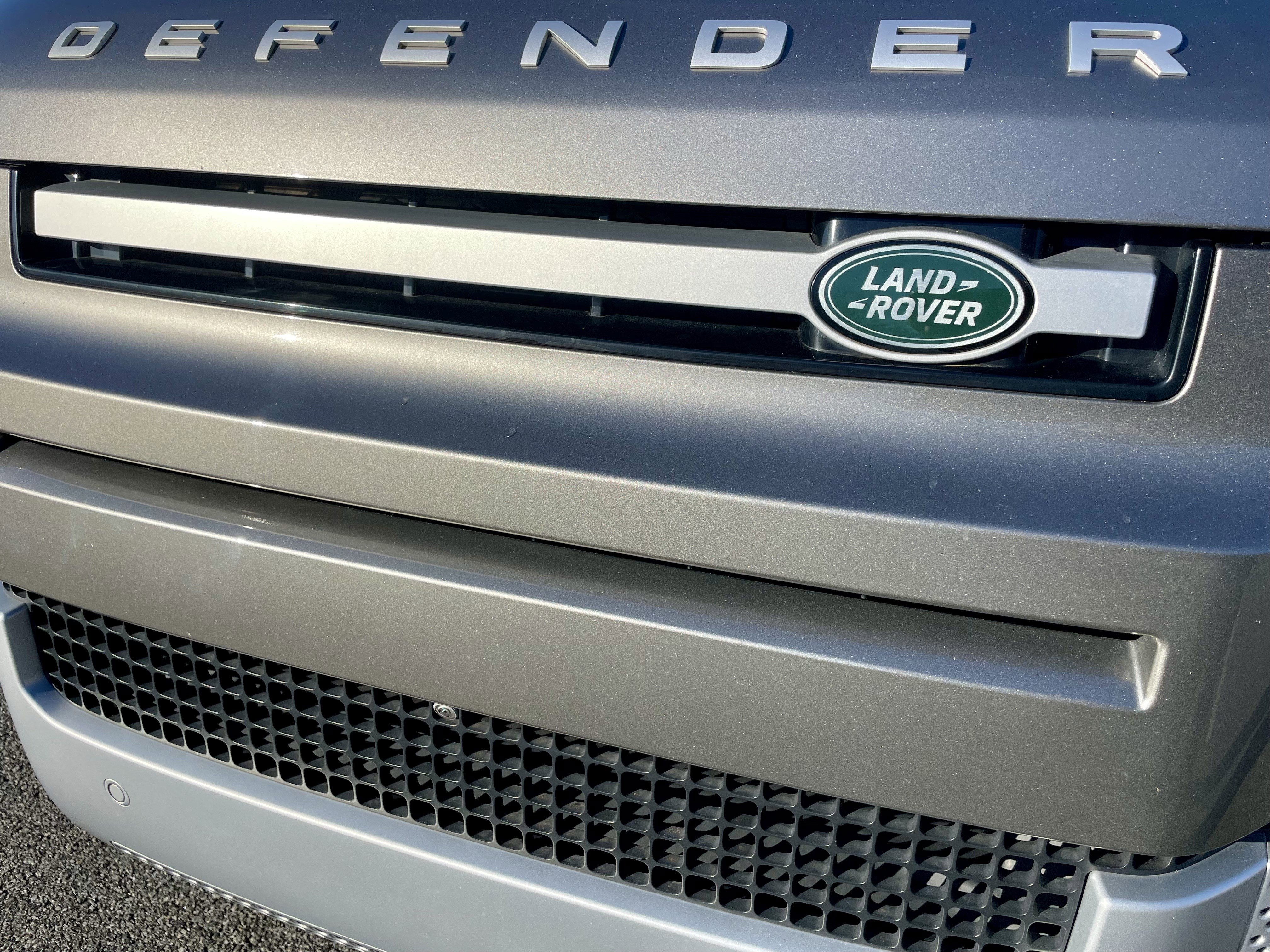 Used 2022 Land Rover Defender 110 S image 32