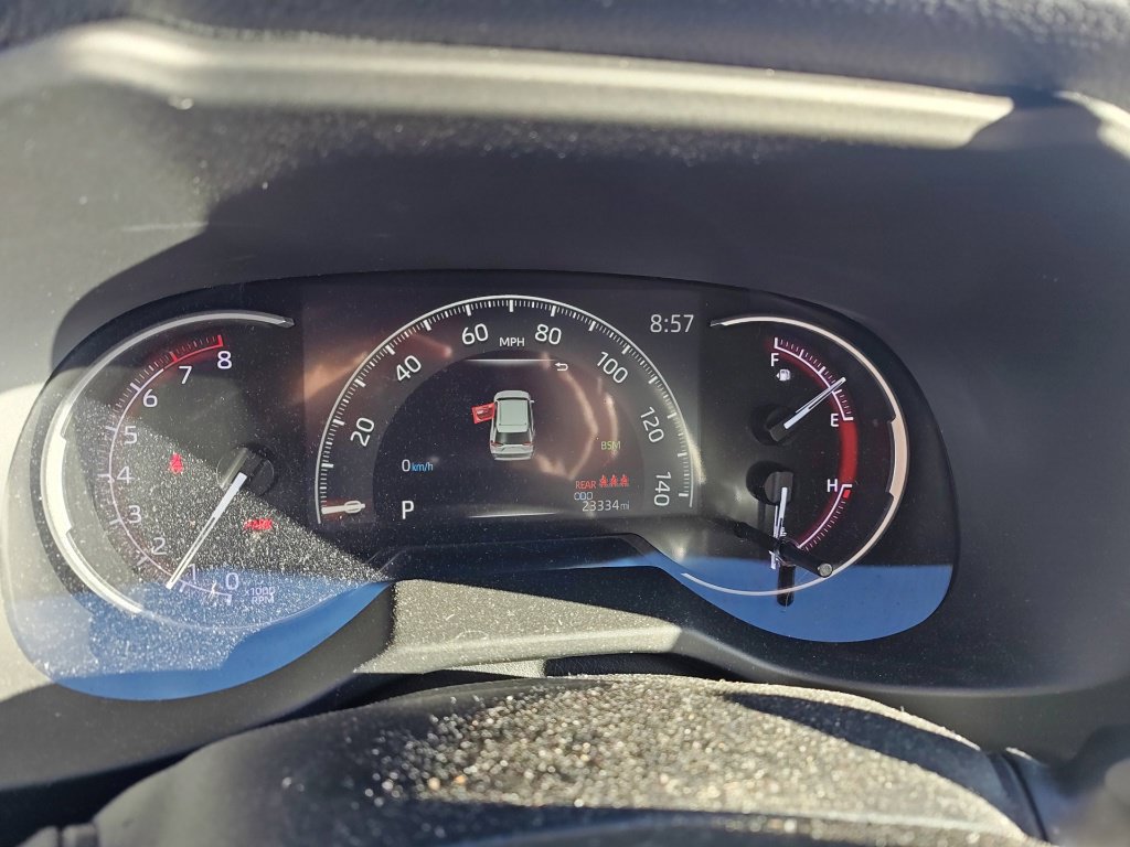 Used 2023 Toyota RAV4 XLE AWD/4WD image 8