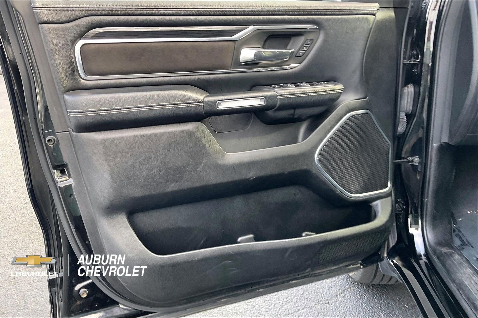 Used 2024 RAM 1500 Laramie image 21