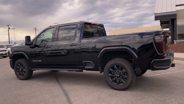 Used 2026 GMC Sierra 3500 AT4 w/ AT4 Premium Plus Package AWD/4WD image 7