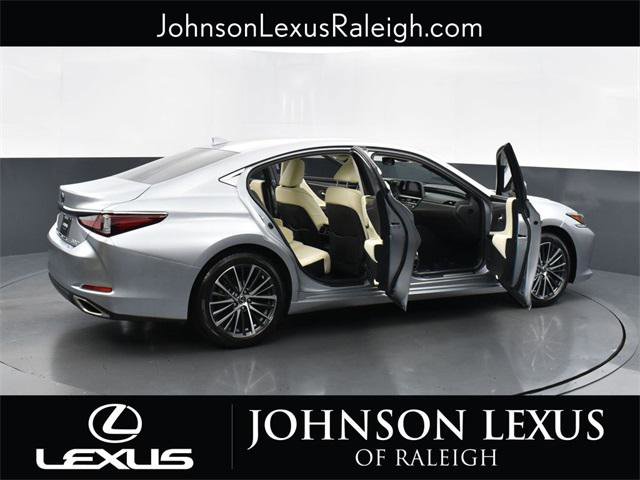 Certified 2022 Lexus ES 350 w/ Premium Package image 26