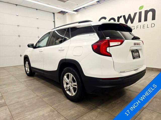 Used 2022 GMC Terrain SLE FWD image 3