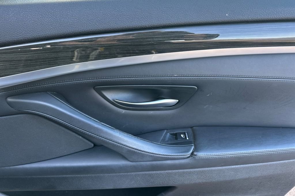 Used 2015 BMW 535i 535i image 18