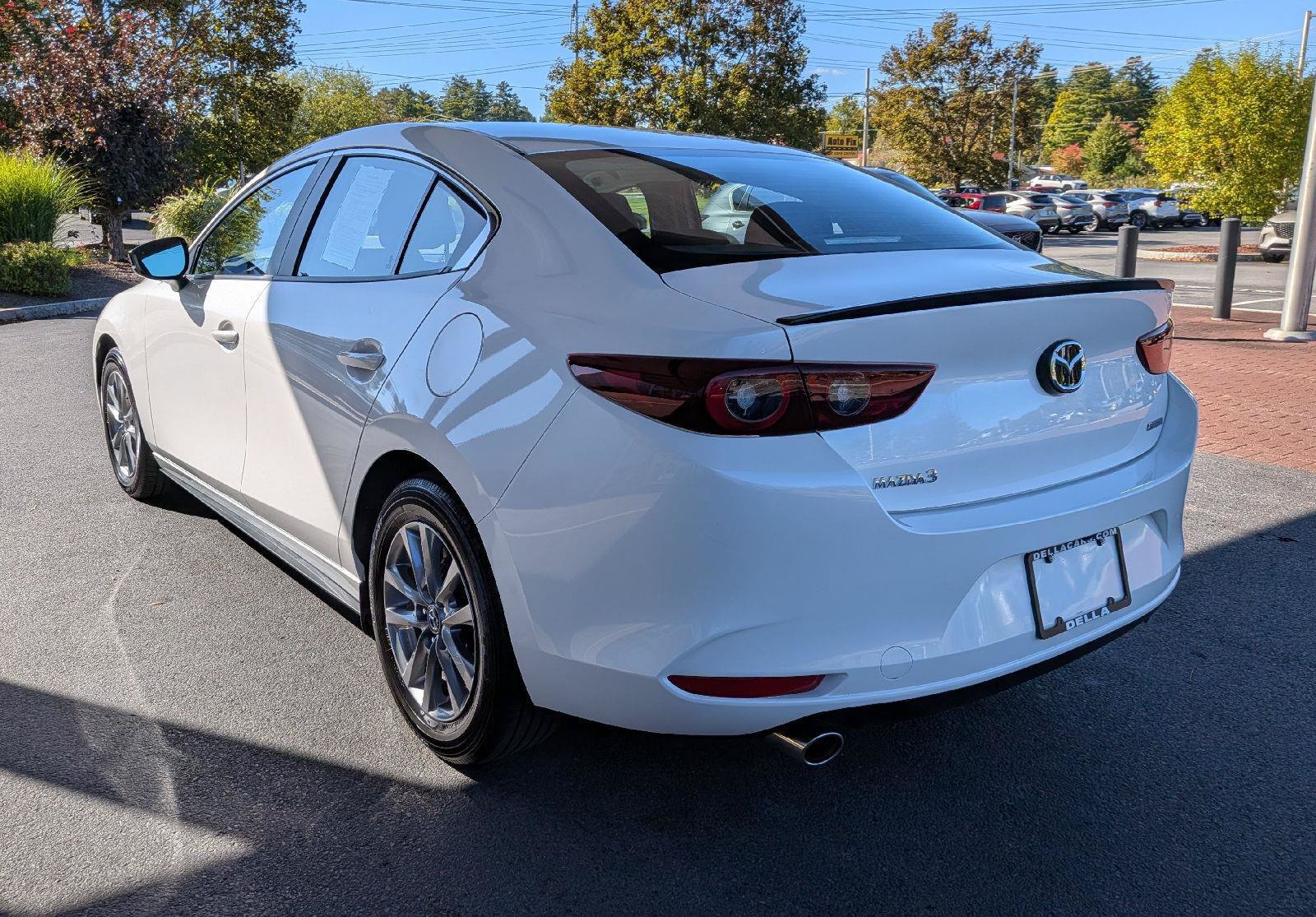 Certified 2025 MAZDA MAZDA3 s w/ Black Accent Package FWD image 8