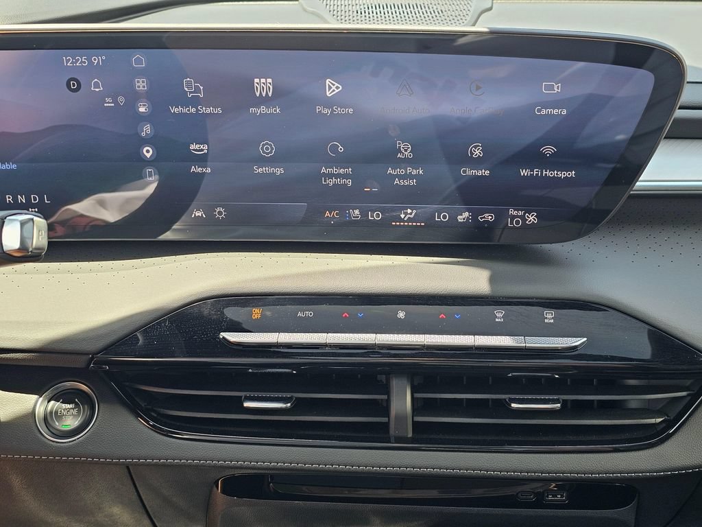 Used 2025 Buick Enclave Avenir w/ Super Cruise Package AWD/4WD image 33