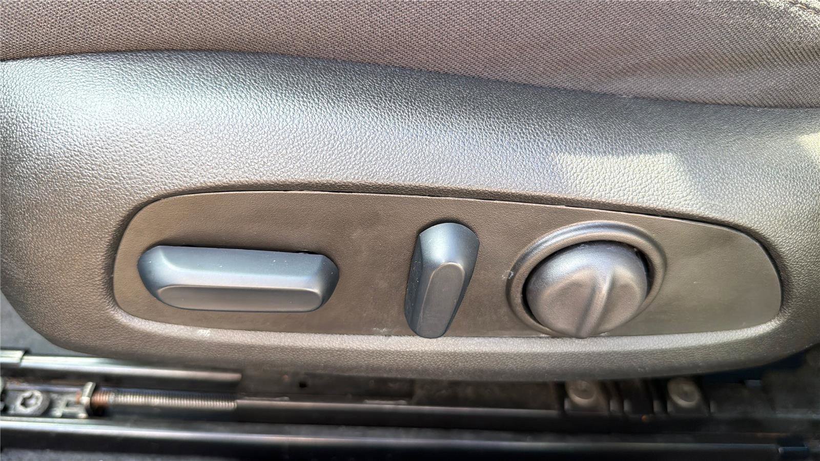 Used 2023 Chevrolet Malibu LT image 13