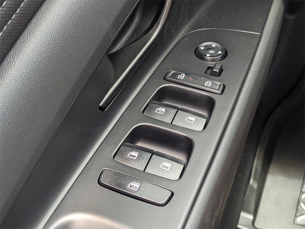 New 2025 Hyundai Elantra SEL image 20