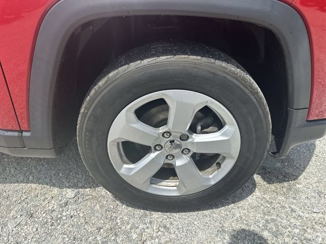 Used 2019 Jeep Compass Latitude w/ Popular Equipment Group AWD/4WD image 46