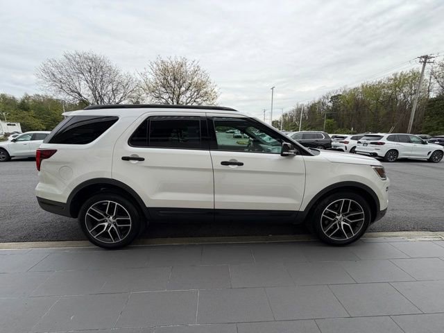 Used 2019 Ford Explorer Sport w/ Equipment Group 401A AWD/4WD image 6