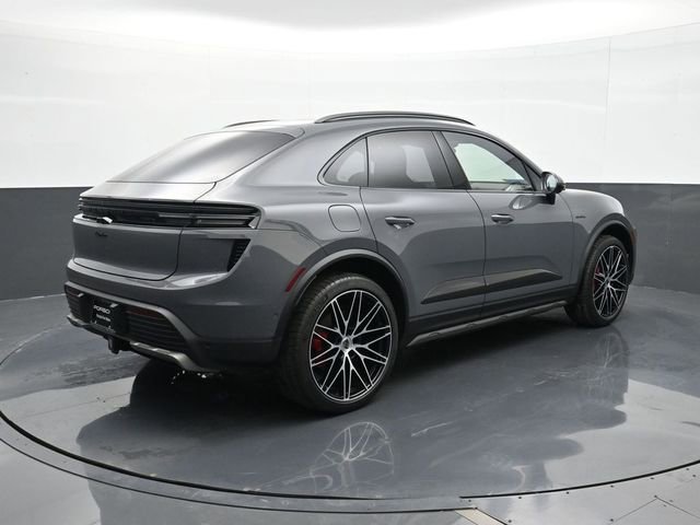 New 2025 Porsche Macan Turbo Electric AWD/4WD image 29