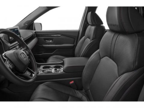 Used 2025 Honda Pilot Black Edition image 12