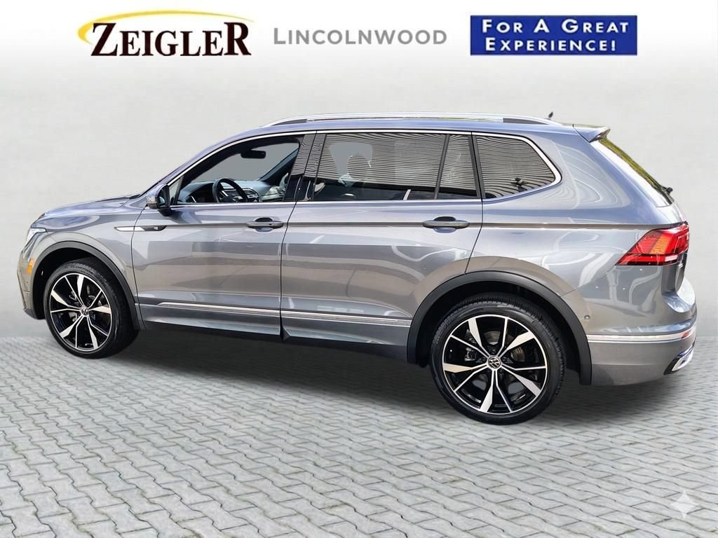 Used 2024 Volkswagen Tiguan SEL R-Line AWD/4WD image 7
