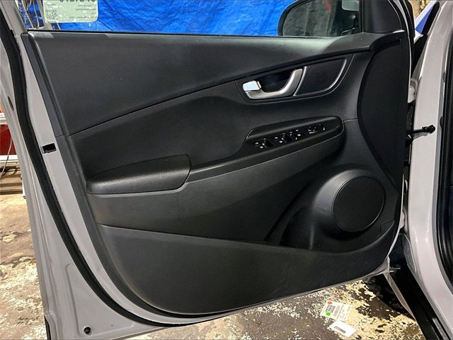 Used 2023 Hyundai Kona SEL w/ Convenience Package image 19