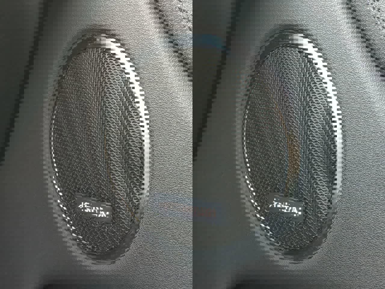 Used 2025 Land Rover Discovery Sport S AWD/4WD image 33