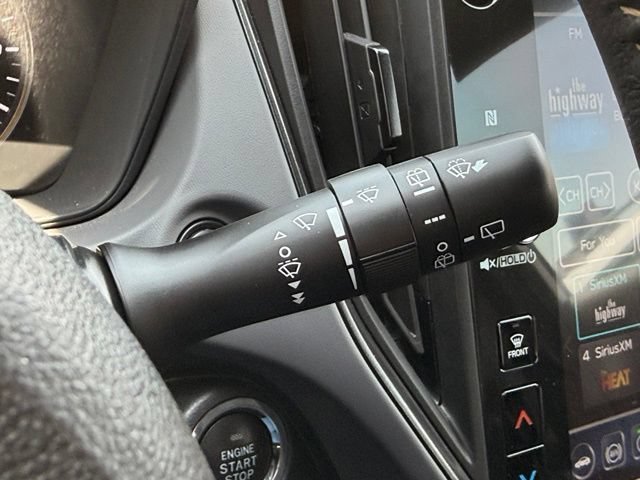 Certified 2024 Subaru Crosstrek 2.5i Wilderness w/ Crosstrek Mirror Package AWD/4WD image 31