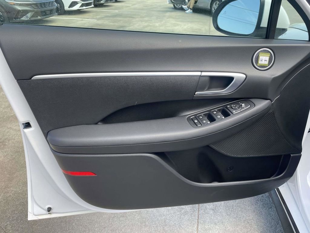 New 2026 Hyundai Sonata SE FWD image 12