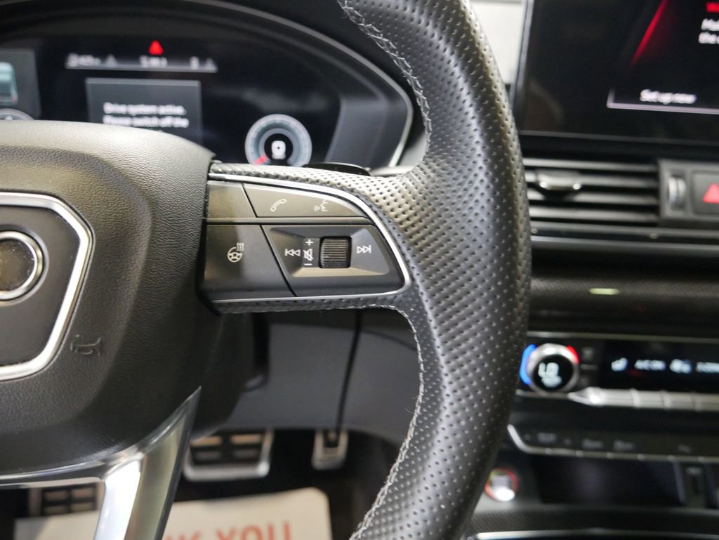 Certified 2023 Audi SQ5 Premium Plus w/ Premium Plus Package AWD/4WD image 38
