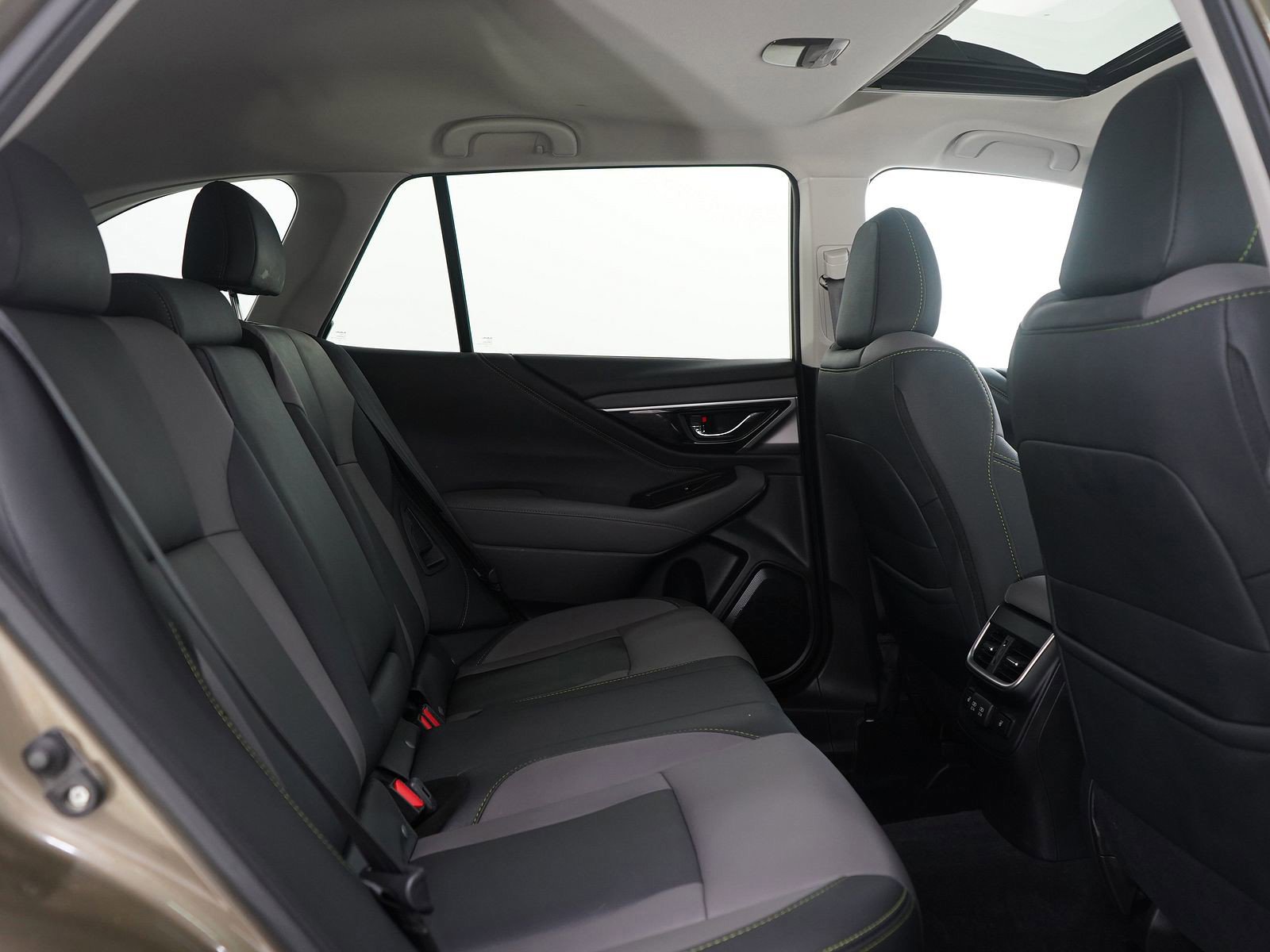 Used 2022 Subaru Outback Onyx Edition XT image 12