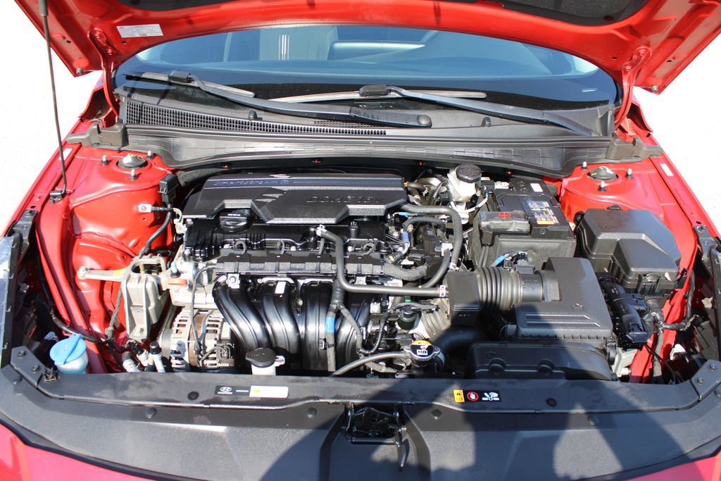 Used 2023 Hyundai Elantra SEL FWD image 31