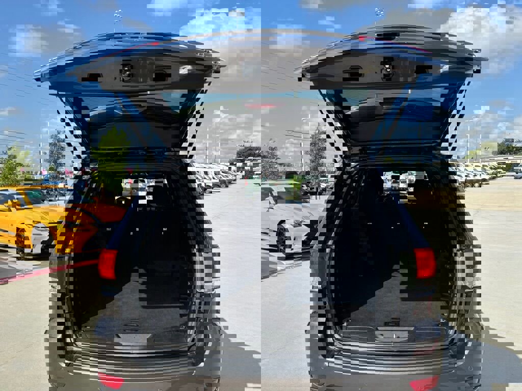 Used 2018 Jeep Grand Cherokee Laredo image 13