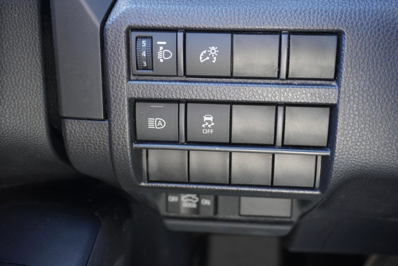 Used 2024 Toyota Tacoma SR RWD image 10