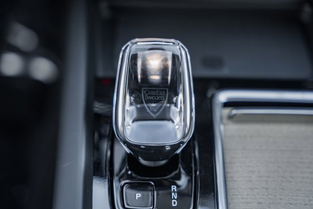 New 2026 Volvo XC60 B5 Ultra w/ Protection Package Premier image 25