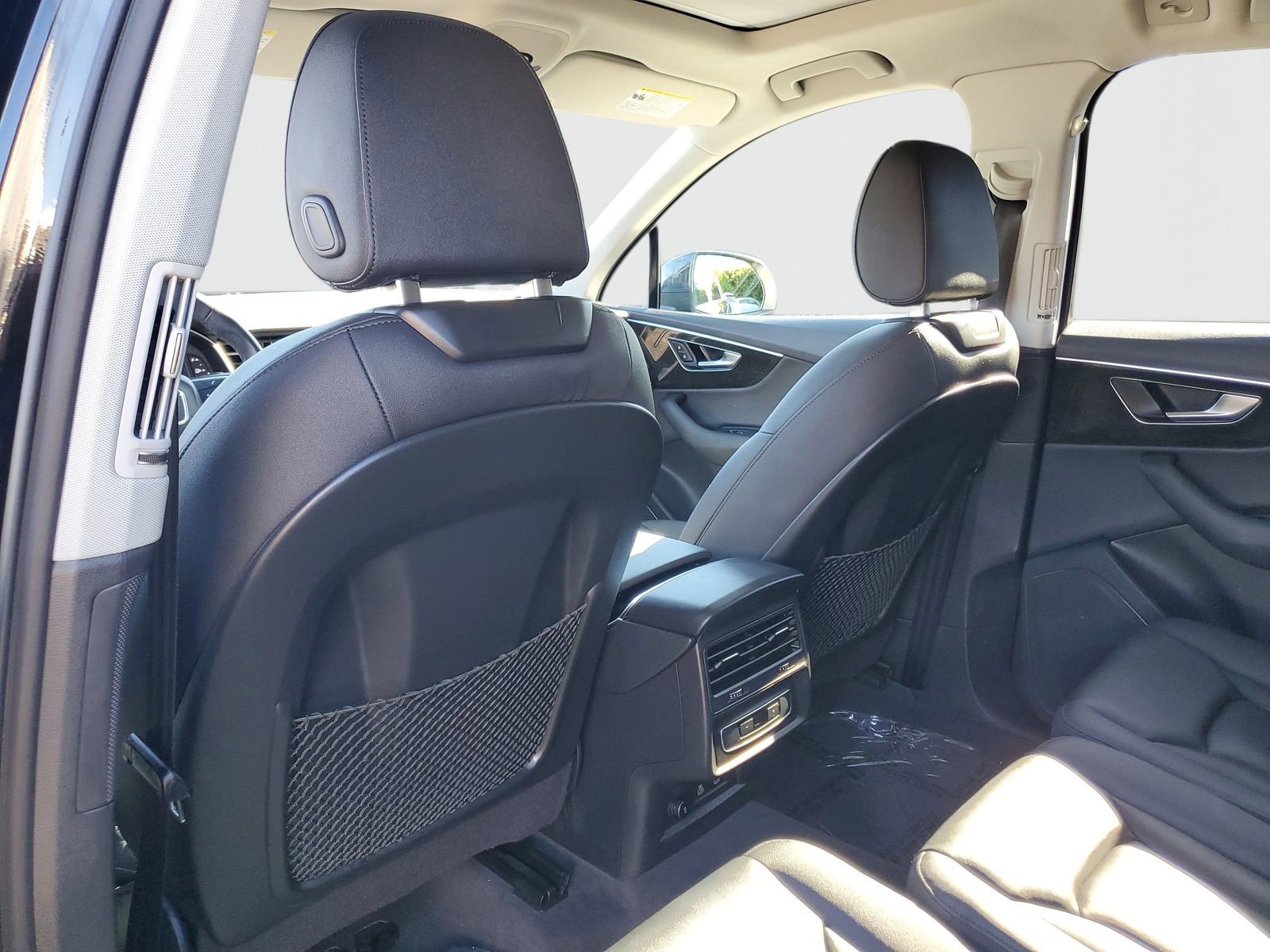 Used 2023 Audi Q7 3.0T Premium w/ Convenience Package image 14