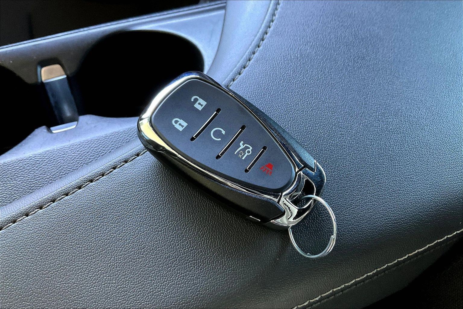Used 2023 Chevrolet Camaro LT RWD image 30