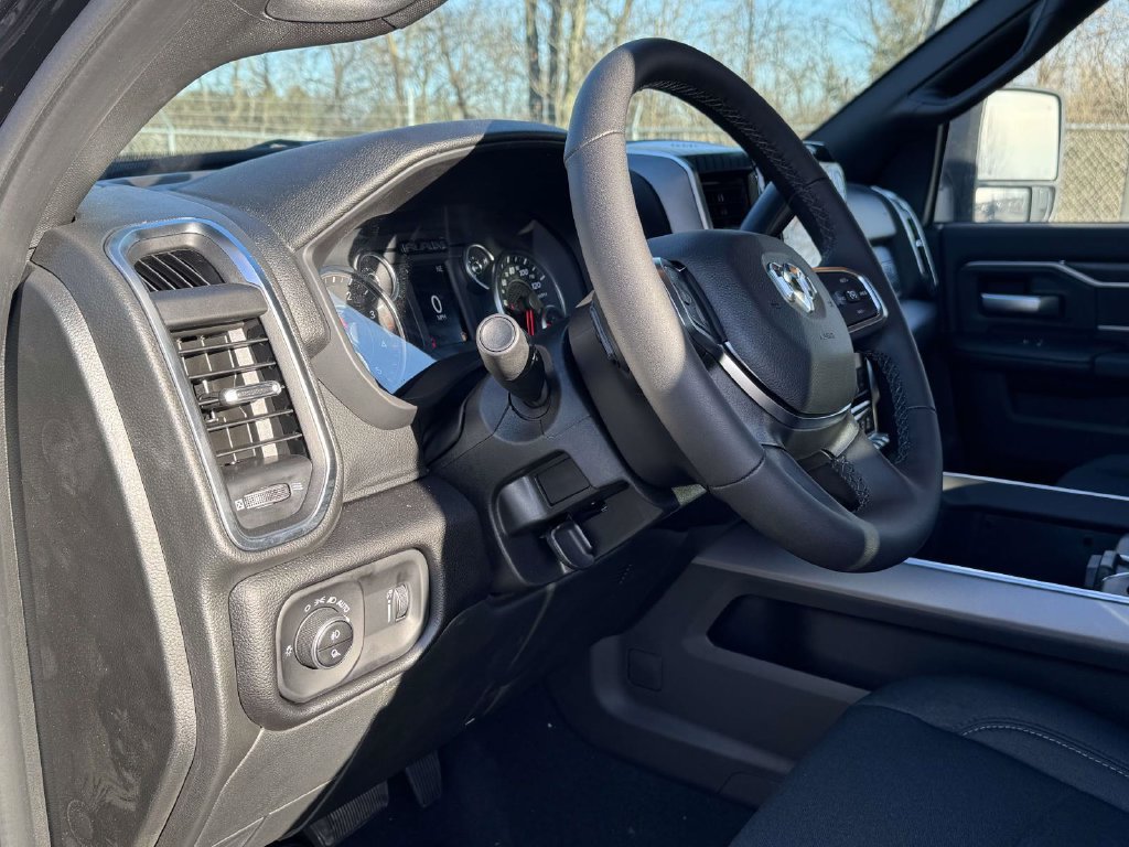 New 2026 RAM 2500 Big Horn AWD/4WD image 2