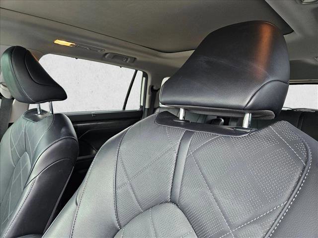 Used 2022 Toyota Highlander Platinum image 13