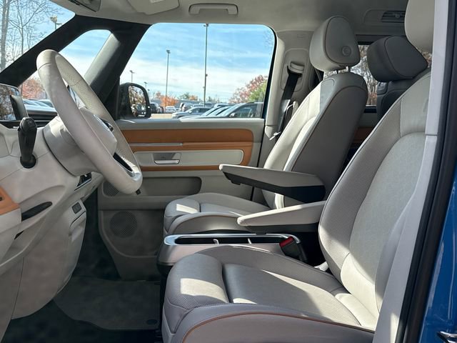 New 2025 Volkswagen ID. Buzz 1st Edition image 10