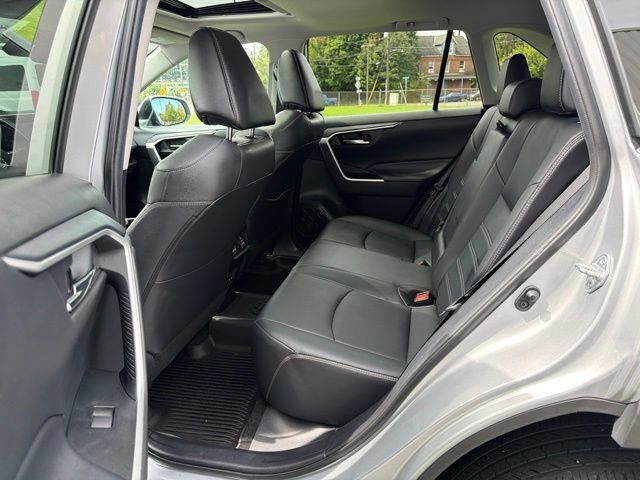 Used 2020 Toyota RAV4 XLE Premium AWD/4WD image 16