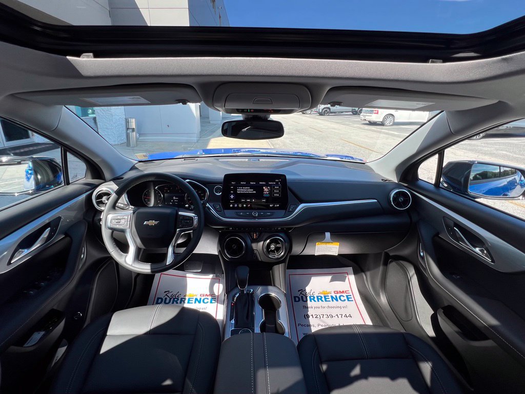New 2026 Chevrolet Blazer LT w/ Midnight/Sport Edition FWD image 12