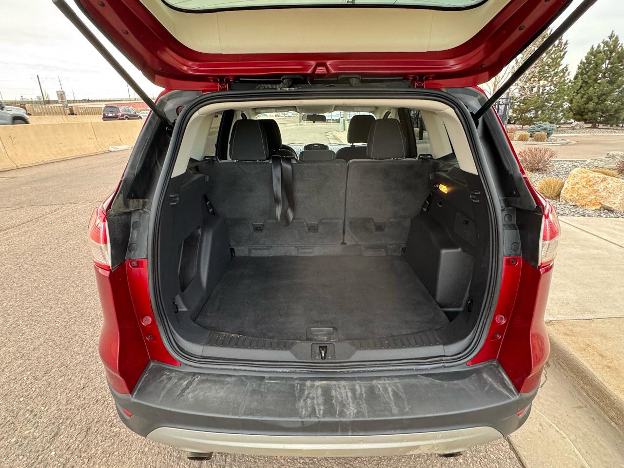 Used 2016 Ford Escape SE image 12