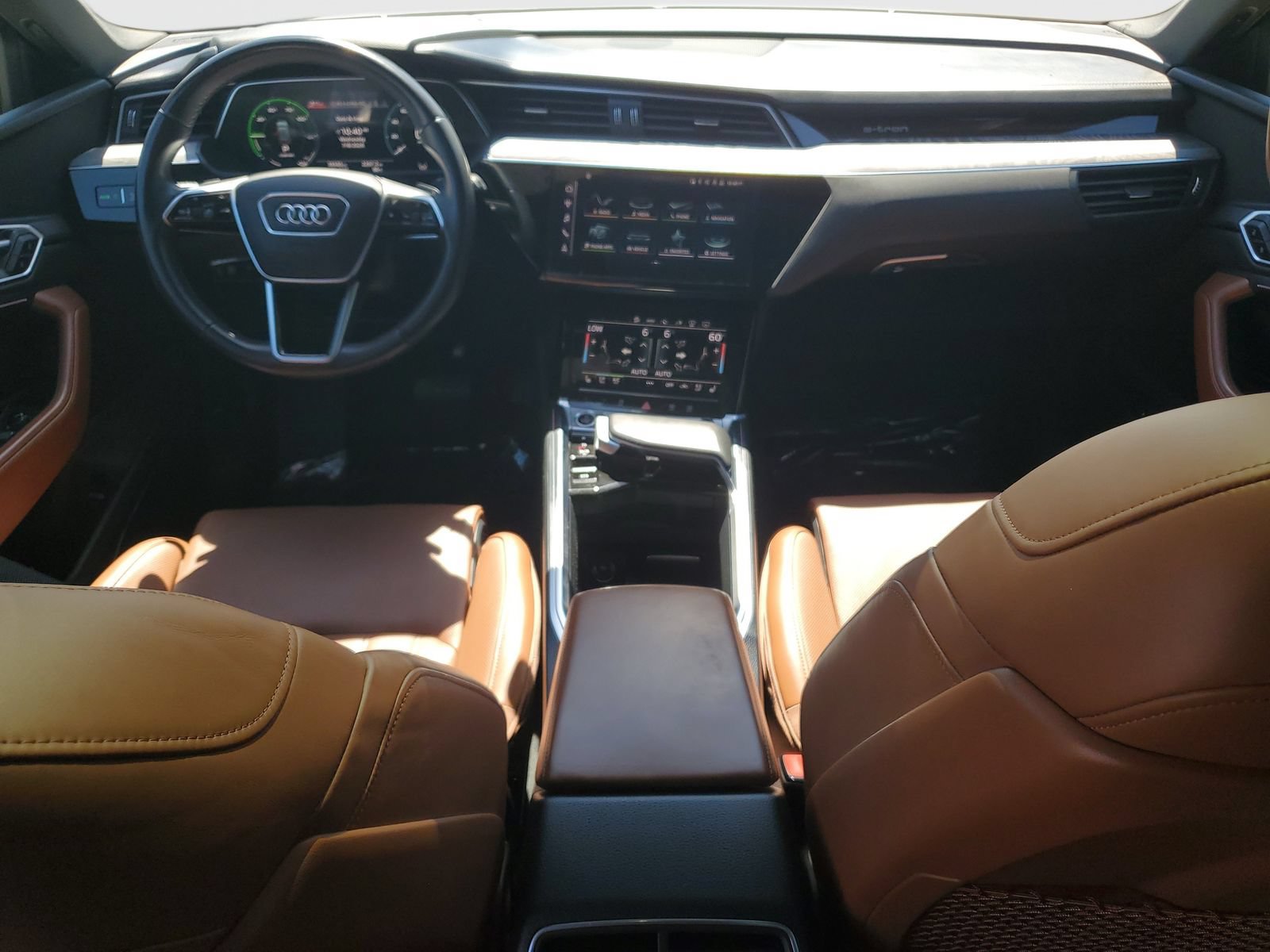 Used 2022 Audi e-tron Chronos AWD/4WD image 7